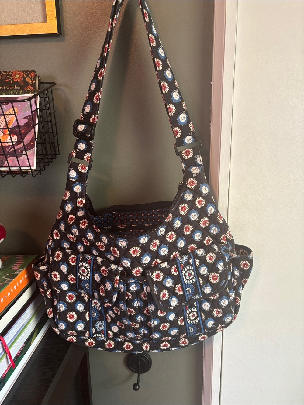 Vera Bradley Cargo Sling in Night Owl